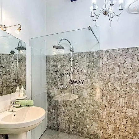 Knight's Den Feriehus Birgu